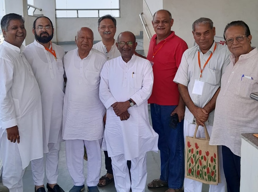 पुराविदों और शोधार्थियों ने किया मेवाड़ की प्राचीन राजधानी नागदा का सर्वेक्षण